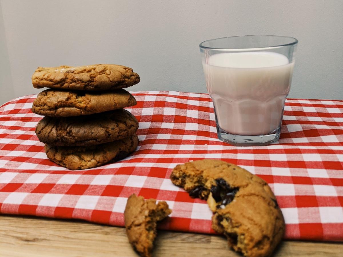 Cookies and milk, a match made in heaven