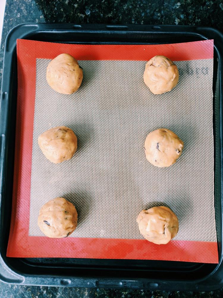 To freeze your dough, place on a lined tray for 2 hours then into a freezer bag